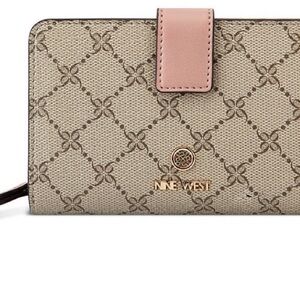 Nine West Cream and Pink Quilted Wallet